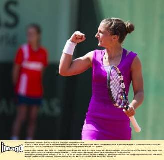 30.05.2012 Paris, France. Sara Errani celebrates victory on day 4 of the French Open Tennis from Roland Garros. xCraigxDoylex  ActionPlus11284228
