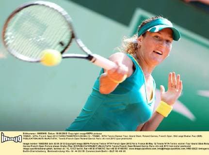 TENNIS - WTA, French Open 2012 PARIS,FRANKREICH,30.MAI.12 - TENNIS - WTA Tennis Damen Tour, Grand Slam, Roland Garros, French Open. Bild zeigt Shahar Peer (ISR). 