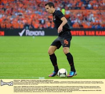 FUSSBALL - NED vs SVK, Testspiel ROTTERDAM,NIEDERLANDE,30.MAI.12 - FUSSBALL - Länderspiel, Niederlande vs Slowakei, Freundschaftsspiel, Vorbereitung auf die Europameisterschaft, EURO 2012. Bild zeigt Robin van Persie (NED). 
