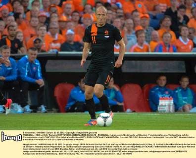 FUSSBALL - NED vs SVK, Testspiel ROTTERDAM,NIEDERLANDE,30.MAI.12 - FUSSBALL - Länderspiel, Niederlande vs Slowakei, Freundschaftsspiel, Vorbereitung auf die Europameisterschaft, EURO 2012. Bild zeigt Arjen Robben (NED). 