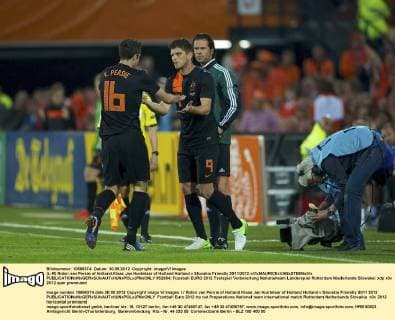 (L-R) Robin van Persie of Holland,Klaas Jan Huntelaar of Holland Holland v Slovakia Friendly 2011 2012 xVIxMAURICExVANxSTEENxIVx 952654