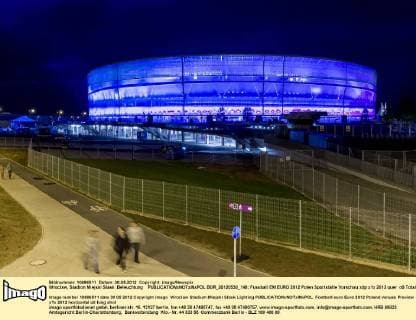 Wroclaw, Stadion Miejski Slask: Beleuchtung  BOR_20120530_148