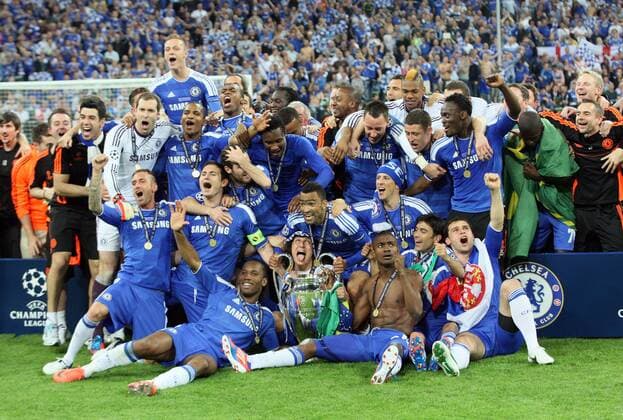UEFA Champions League, Saison 2011 2012, Herren, Europa, CHL, Endspiel, Finale, FC Bayern München - FC Chelsea London 3-4, nach Verlängerung und Elfmeterschießen v.l. Siegerehrung, Aktion, Freude, jubeln, Jubel Pokalübergabe , mit Champions League , v.l. FC Chelsea London,