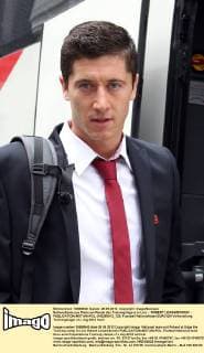 Nationalteam aus Polen am Rande des Trainingslagers in Linz - ROBERT LEWANDOWSKI -  JAG280512_120