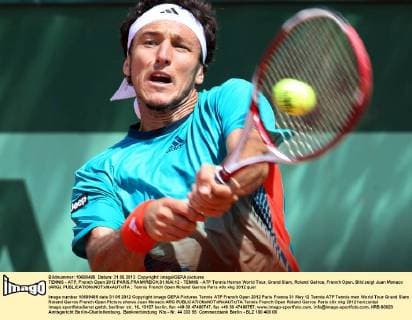 TENNIS - ATP, French Open 2012 PARIS,FRANKREICH,31.MAI.12 - TENNIS - ATP Tennis Herren World Tour, Grand Slam, Roland Garros, French Open. Bild zeigt Juan Monaco (ARG). 
