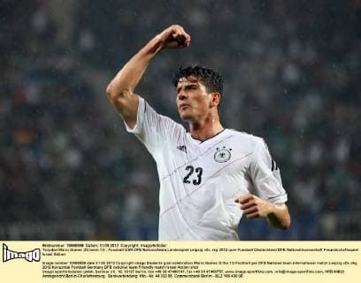 Torjubel Mario Gomez (D) beim 1:0