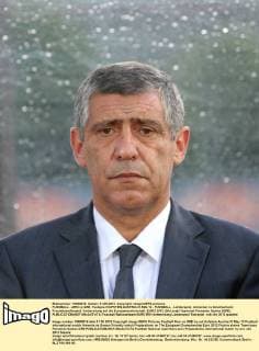 FUSSBALL - ARM vs GRE, Testspiel KUFSTEIN,AUSTRIA,31.MAI.12 - FUSSBALL - Länderspiel, Armenien vs Griechenland, Freundschaftsspiel, Vorbereitung auf die Europameisterschaft, EURO 2012. Bild zeigt Teamchef Fernando Santos (GRE). 