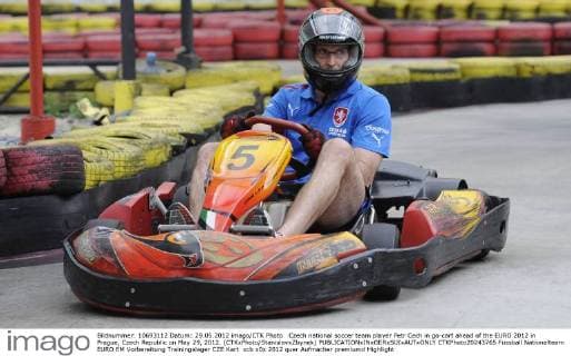 Czech national soccer team player Petr Cech in go-cart ahead of the EURO 2012 in Prague, Czech Republic on May 29, 2012. (CTKxPhoto StanislavxZbynek)  CTKPhoto20243765
