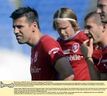 Czech national soccer team players from left: Milan Baros, Jaroslav Plasil, Jan Rezek during training ahead of the EURO 2012 in Prague, Czech Republic on May 30, 2012. (CTKxPhoto KaterinaxSulova)  CTKPhoto20243785
