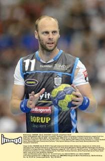 Olafur STEFANSSON, AGK, Einzelbild, Freisteller, Halbfigur, Aktion, Einzelaktion, Handball Champions League Final Four, Halbfinale, BM Atletico Madrid (ESP) - AG Kopenhagen (DEN) 25:23, am 26.05.2012 in Koeln Deutschland