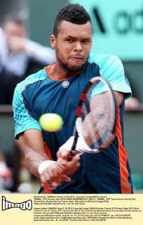 TENNIS - ATP, French Open 2012 PARIS,FRANKREICH,01.JUN.12 - TENNIS - ATP Tennis Herren World Tour, Grand Slam, Roland Garros, French Open. Bild zeigt Jo-Wilfried Tsonga (FRA). 