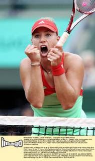 TENNIS - WTA, French Open 2012 PARIS,FRANKREICH,03.JUN.12 - TENNIS - WTA Tennis Damen Tour, Grand Slam, Roland Garros, French Open. Bild zeigt den Jubel von Angelique Kerber (GER). 
