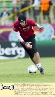 WROCLAW 04.06.2012 PETR CECH (Czech Republic ) Training of czech republic national football team before EURO 2012 --  BOR_20120604_471