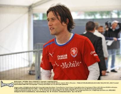 Tomas Rosicky - Czech players train before their first game at EURO 2012 on June 5, 2012 in Wroclaw -  EN_01031351_0024