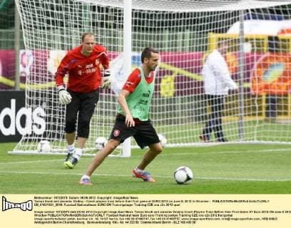 Tomas Sivok and Jaroslav Drobny - Czech players train before their first game at EURO 2012 on June 5, 2012 in Wroclaw -  EN_01031351_0018