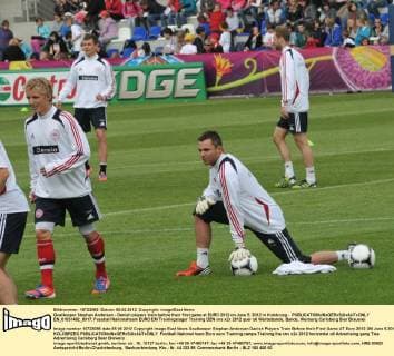 Goalkeeper Stephan Andersen - Danish players train before their first game at EURO 2012 on June 5, 2012 in Kolobrzeg -  EN_01031482_0017