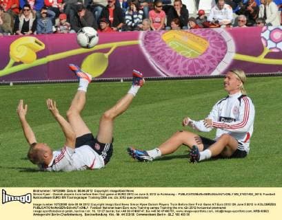 Simon Kjaer - Danish players train before their first game at EURO 2012 on June 5, 2012 in Kolobrzeg -  EN_01031482_0015