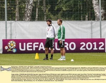 DFB Bundestrainer Joachim LÖW , DFB Co Bundestrainer Hans Dieter Flick beim Training, Deutsche Fussball Nationalmannschaft, DFB EM Euro 2012 am 05.06.2012 in Danzig, P O L E N, Europameisterschaft 2012 in P o l e n, U k r a i n e