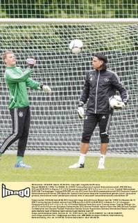 Manuel NEUER Nr.1 DFB, Tim WIESE, Nr.12 DFB Training Deutsche Fussball Nationalmannschaft, DFB EM Euro 2012 am 05.06.2012 in Danzig, P O L E N, Europameisterschaft 2012 in P o l e n, U k r a i n e