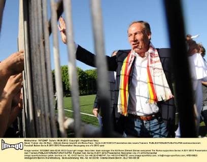 Neuer Trainer des AS Rom - Zdenek Zeman begrüßt die Roma Fans - Serie A 2011 2012 Präsentation des neuen Trainers andreaxstaccioli