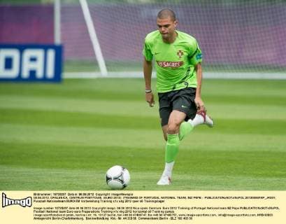 06.06.2012. OPALENICA, CENTRUM POBYTOWE. (EURO 2012) (TRAINING OF PORTUGAL NATIONAL TEAM). NZ PEPE -  20120606PAP_JK051