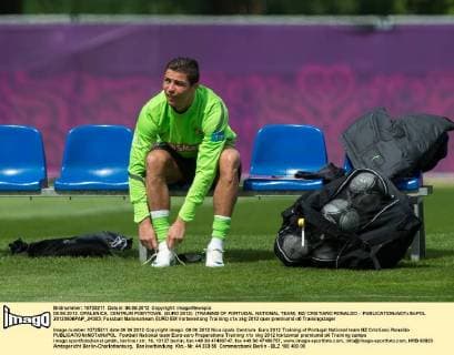 06.06.2012. OPALENICA, CENTRUM POBYTOWE. (EURO 2012) (TRAINING OF PORTUGAL NATIONAL TEAM). NZ CRISTIANO RONALDO -  20120606PAP_JK003