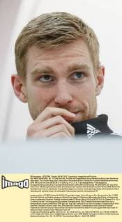 Per MERTESACKER, Nr. 17 DFB Portrait, Porträt als Doppelbelichtung Werbeschriftzug des Sponsors Mercedes: Der Pulsschlag einer Generation Pressekonferenz Deutsche Fussball Nationalmannschaft, DFB EM Euro 2012 am 06.06.2012 in Danzig, P O L E N, Trainingsgelände, Trainingsplatz, Europameisterschaft 2012