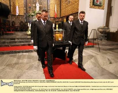 Erneute Bestattung von Kazimierz Deyna in Warschau  0S3G1309