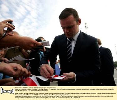 EURO 2012 Ankunft England in Krakau - WAYNE ROONEY -  120606MIN007