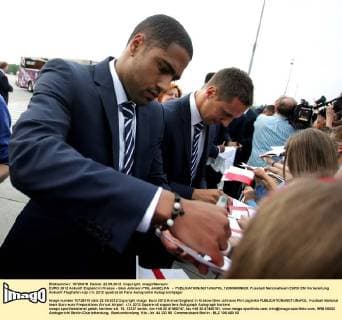 EURO 2012 Ankunft England in Krakau - Glen Johnson PHIL JAGIELKA -  120606MIN020