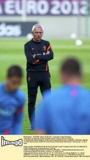coach Bert van Marwijk of Holland Netherlands Training Session Training xVIxMAURICExVANxSTEENxIVx 960740