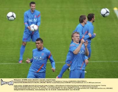 (L-R) Wilfred Bouma of Holland,Dirk Kuyt of Holland Netherlands Training Session Training xVIxMAURICExVANxSTEENxIVx 960746