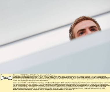 Philipp LAHM, 16DFB bei der Pressekonferenz, Portrait, Porträt Einzelbild, Geste, Gestik, Mimik , DFB EM Euro 2012 am 07.06.2012 in Danzig, P O L E N, Trainingsgelände, Trainingsplatz, Europameisterschaft 2012 in P o l e n, U k r a i n e