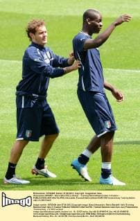 Alessandro DIMANTI - Mario BALOTELLI (Italia) - Training Nationalteam Italien in Krakow - allexsabba
