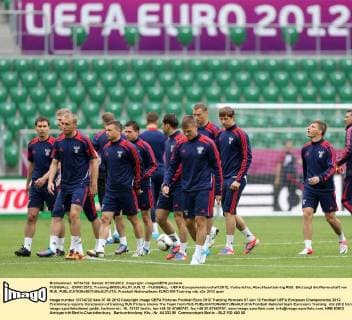 FUSSBALL - EURO 2012, Training BRESLAU,07.JUN.12 - FUSSBALL - UEFA Europameisterschaft 2012, Vorberichte, Abschlusstraining RUS. Bild zeigt die Mannschaft von RUS. 