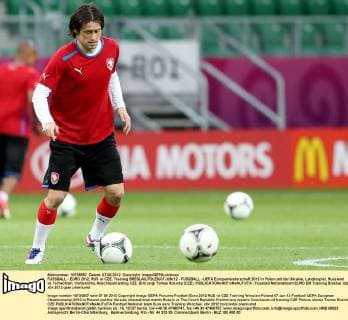 FUSSBALL - EURO 2012, RUS vs CZE, Training BRESLAU,POLEN,07.JUN.12 - FUSSBALL - UEFA Europameisterschaft 2012 in Polen und der Ukraine, Länderspiel, Russland vs Tschechien, Vorberichte, Abschlusstraining CZE. Bild zeigt Tomas Rosicky (CZE). 