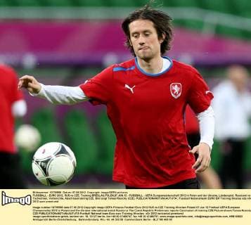 FUSSBALL - EURO 2012, RUS vs CZE, Training BRESLAU,POLEN,07.JUN.12 - FUSSBALL - UEFA Europameisterschaft 2012 in Polen und der Ukraine, Länderspiel, Russland vs Tschechien, Vorberichte, Abschlusstraining CZE. Bild zeigt Tomas Rosicky (CZE). 