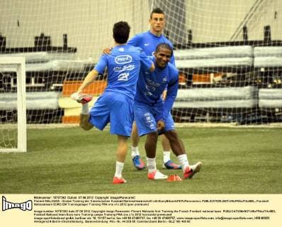 Florent MALOUDA - Erstes Training der französischen Fussball-Nationalmannschaft xAnthonyBibardxFEPxPanoramicx 