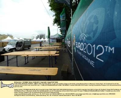 ITAR-TASS: MOSCOW, RUSSIA. JUNE 8, 2012. Fan Park-2012, an open-air football village on the banks of the Moskva River in Moscowâ€™s Gorky Park, will broadcast live all the matches of Euro 2012 from June 8 till July 1.  RE10083D