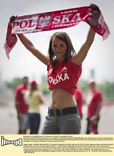 Warschau, 08.06.2012 Polnischer Fan vor dem Spiel