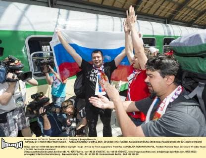 ARRIVAL BY TRAIN FANS FROM RUSSIA -  BOR_20120608_810