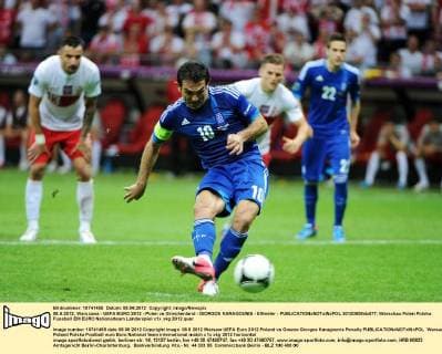 08.6.2012, Warszawa - UEFA EURO 2012 - Polen vs Griechenland - GIORGOS KARAGOUNIS - Elfmeter -  20120608nb077