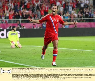 Roman Shirokov 2:0, Torwart Petr Cech Fußball Fussball Europameisterschaft Euro 2012 Saison 2011 12 08.06.2012 Russland vs. Tschechien Tschechische Republik Nationalmannschaft Freude Emotion jubelnd Jubel nach 2:0