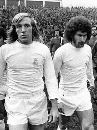 Günter Netzer (li.) und Paul Breitner (beide Real Madrid)