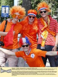 FUSSBALL - EURO 2012, CHARKIW, 09.JUN.12 - FUSSBALL - UEFA Europameisterschaft 2012, Länderspiel, Niederlande. Bild zeigt Fans. 