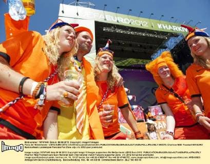 Fans der Niederlande - UEFA EURO 2012 xVIxWillemxJanxDijkdrentxIVx 964475