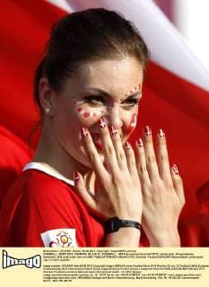 FUSSBALL - EURO 2012, CHARKIW, 09.JUN.12 - FUSSBALL - UEFA Europameisterschaft 2012, Länderspiel, Gruppenphase, Dänemark. Bild zeigt einen Fan von DEN. 