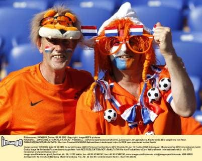 FUSSBALL - EURO 2012, CHARKIW, 09.JUN.12 - FUSSBALL - UEFA Europameisterschaft 2012, Länderspiel, Gruppenphase, Niederlande. Bild zeigt Fans von NED. 