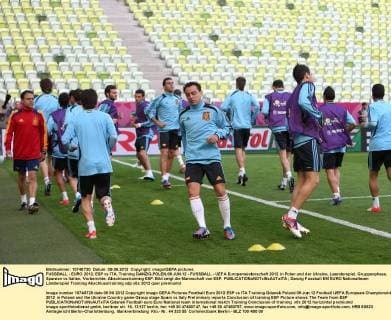 FUSSBALL - EURO 2012, ESP vs ITA, Training DANZIG,POLEN,09.JUN.12 - FUSSBALL - UEFA Europameisterschaft 2012 in Polen und der Ukraine, Laenderspiel, Gruppenphase, Spanien vs Italien, Vorberichte, Abschlusstraining ESP. Bild zeigt die Mannschaft von ESP. 