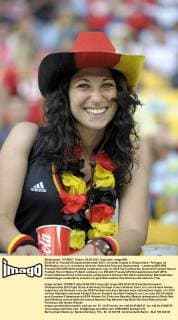09.06.2012, Fussball Europameisterschaft 2012, Vorrunde Gruppe A, Deutschland - Portugal, im EM-Stadion von Lviv (Lemberg, Ukraine). Weibliche Fans aus Deutschland.